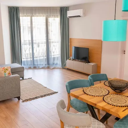 Seaside Apartman *